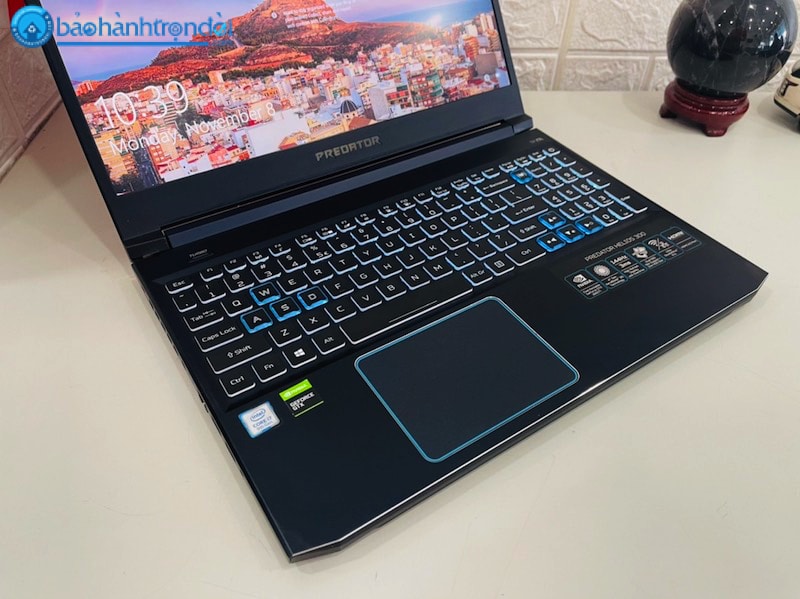 bàn phím và touchpad Acer Predator Helios 300 2019 PH315-52