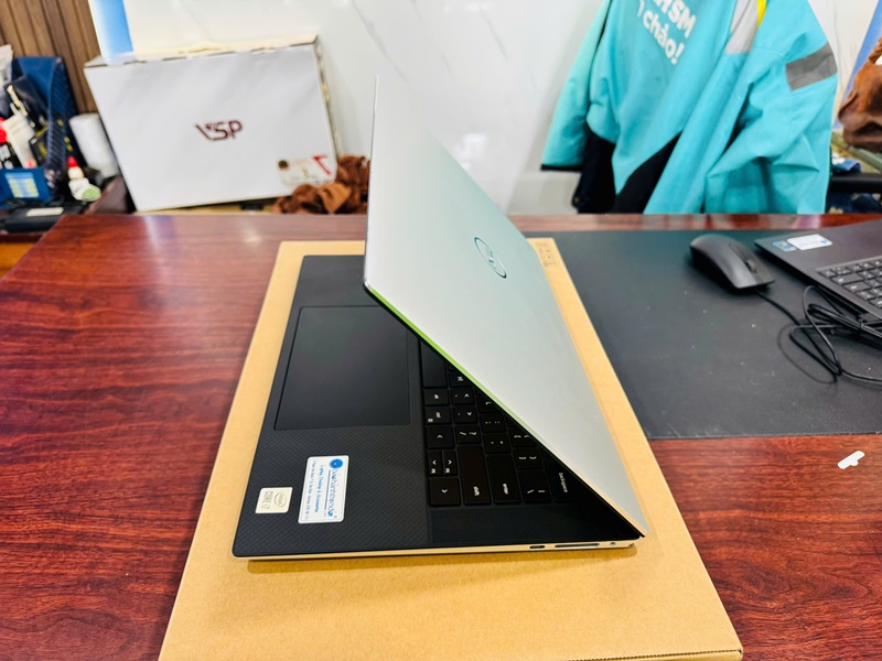 Dell XPS 15 9500 (Core i7 10875H, 16G, 512G, GTX 1650Ti, 15.6, 4K UHD, Touch)-12