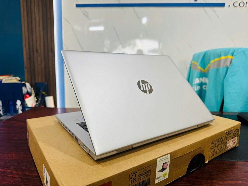 HP Probook 640 G5 Core i5 8265U, 8GB, 256GB, 14 inch, Full HD)-11