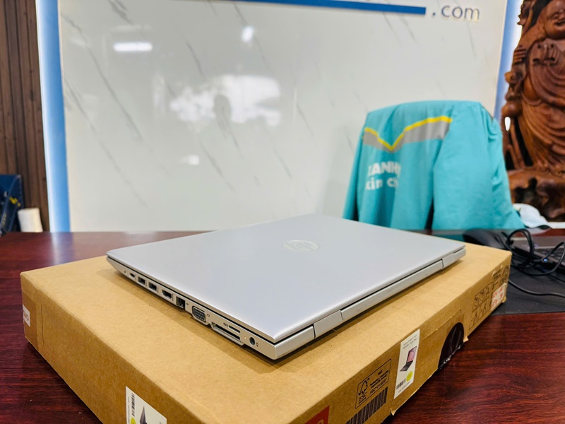 HP Probook 640 G5 Core i5 8265U, 8GB, 256GB, 14 inch, Full HD)-14