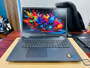 Dell Precision 7770 (Core i7 12850HX, 32GB, 1TB, RTX A3000 12GB, 17.3 inch, Full HD)