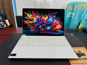 Dell XPS 14 9440 (Ultra 7 155H, 32GB, 512GB, RTX 4050, 14.5 inch, 3.2K OLED, Touch)