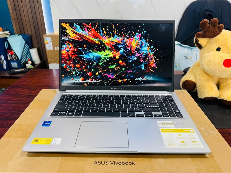 ASUS VivoBook 15 X1502VA (Core i7 13620H, 16G, 512G, 15.6 inch, FHD)