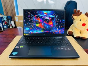 Acer Nitro V 15 ANV15-41-R1JY (Ryzen 5 6600H, 16GB, 512GB, RTX 3050, 15.6 inch, FHD, 165Hz)