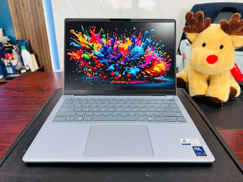 Dell 14 Plus DB14250 (Ultra 9 288V, 32GB, 1TB, Intel Arc 140V 16GB, 14 inch, 2.5K)