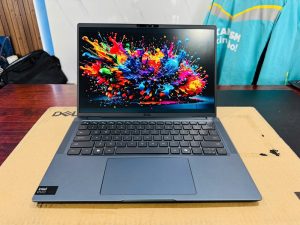 Dell Latitude 7450 Ultralight (Ultra 7 165U, 32GB, 512GB, 14 inch, QHD+)