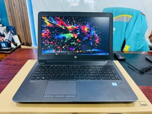 HP Zbook 15 G4 (Xeon E3-1505M v6, 8GB, 256GB, Quadro M620, 15.6 inch, FHD)