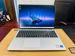 Dell 16 DC16251 (Core 5 120U, 8GB, 512GB, 16 inch, Full HD+, Touch)