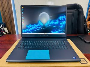 Dell Alienware 18 Area-51 (Ultra 9 275HX, 32GB, 2TB, RTX 5090 24GB, 18 inch, QHD+, 300Hz)