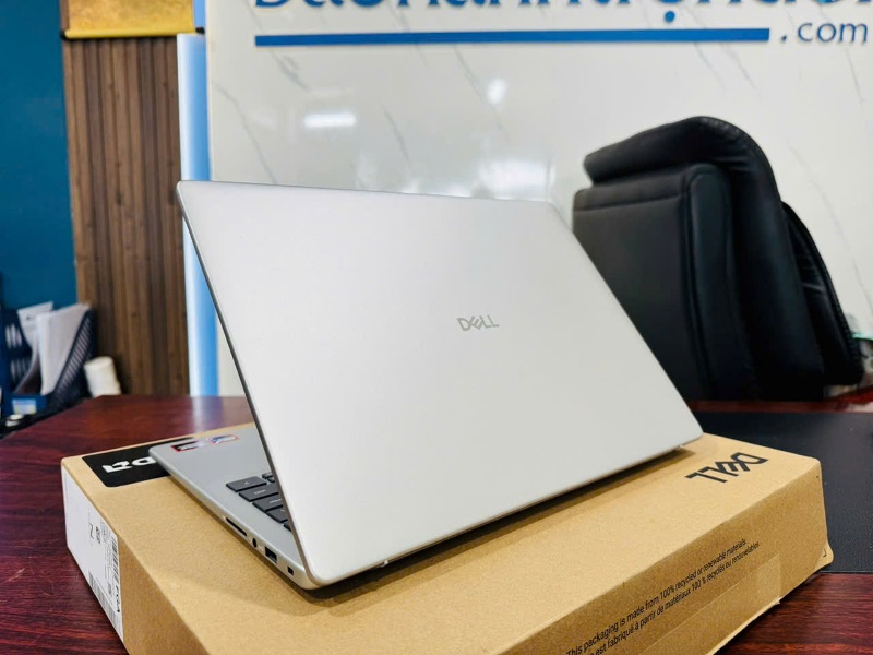 Dell 14 DC14255 (Ryzen AI 7 350, 16GB, 1TB, 14 inch, WUXGA)