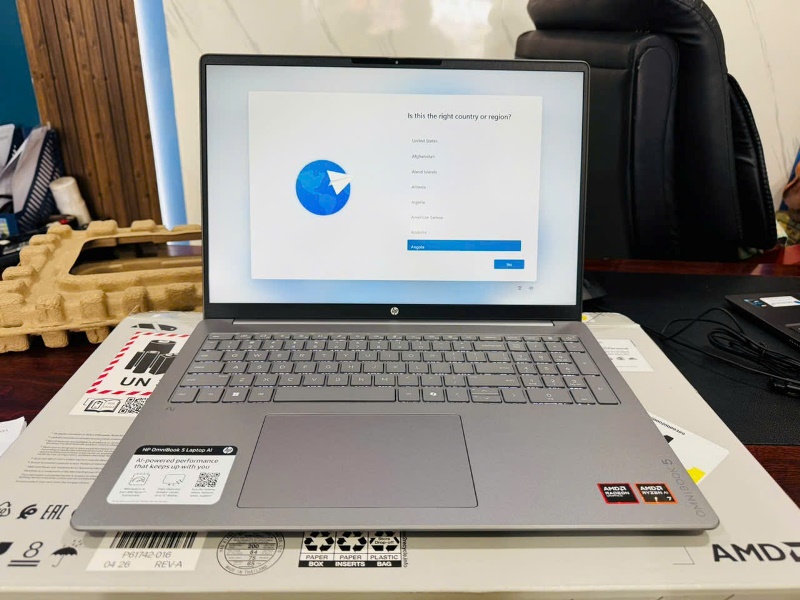 [New Seal] HP OmniBook 5 NGAI 16-cg0070wm (Ryzen AI 7 445, 16GB, 1TB, 16 inch, 2K, Touch)