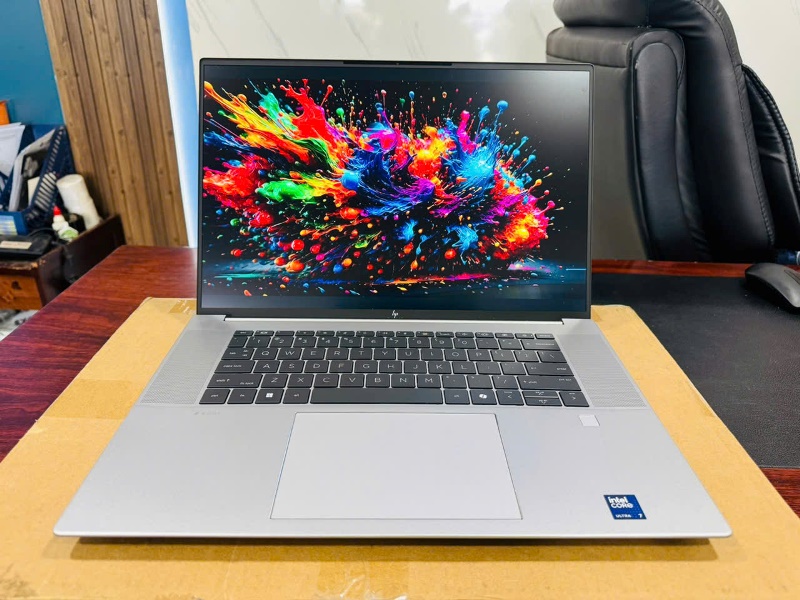 HP Zbook Studio 16 G11 (Ultra 7 165H, 32GB, 1TB, RTX 1000 Ada 6GB , 16 inch, WUXGA)